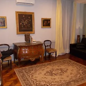 https://luxury-ai-banchi-nuovi.it-romehotels.com